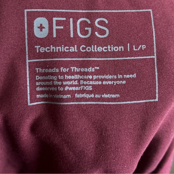 FIGS Technical Collection Kade Cargo Scrub Pants Burgundy Size Large - Picture 4 of 5